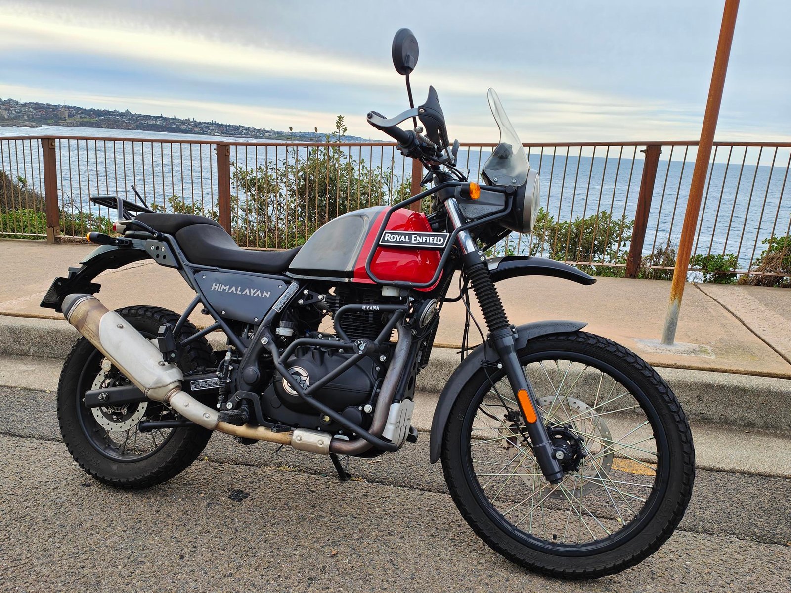 motohire | Royal Enfield Himalayan 411: The Ultimate Adventure Motorcycle for Every Terrain